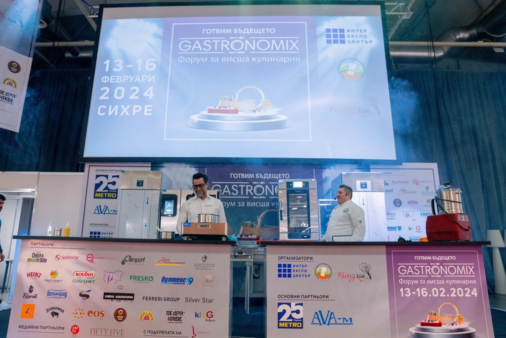 Сред именитите световни кулинари, творили на сцената на GASTRONOMIX, е шеф-готвачът с три звезди Michelin Кике Дакоста